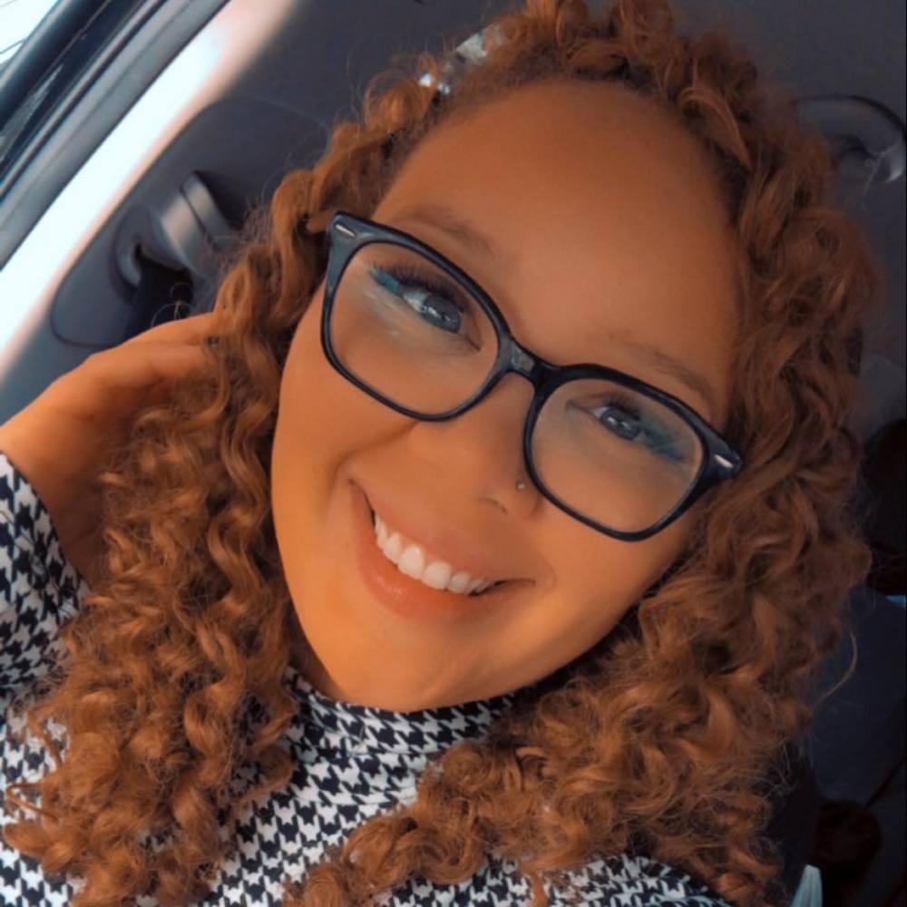 Meet your Posher, Sheila